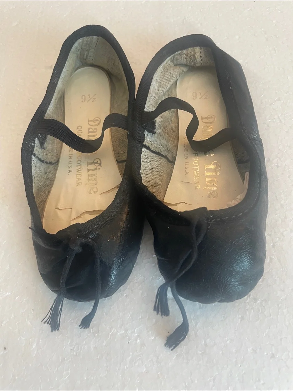 Dance time Black leather Ballet slippers shoes Flats elastic strap girls 9 1/2